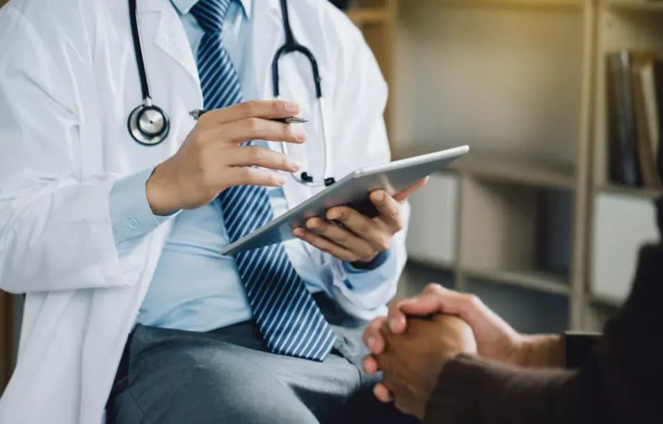 doctor meeting patient